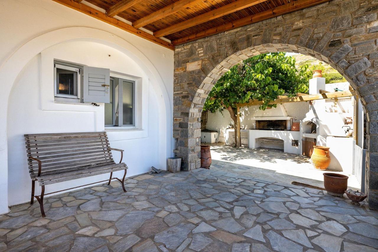 Daphne'S Lux Villa Paraspori  Ngoại thất bức ảnh