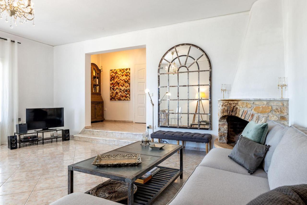 Daphne'S Lux Villa Paraspori  Ngoại thất bức ảnh